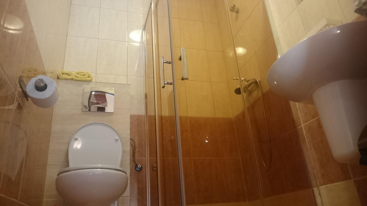 O.W.Bingo Hotell Bieszkowice Exteriör bild