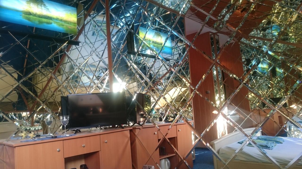 O.W.Bingo Hotell Bieszkowice Exteriör bild